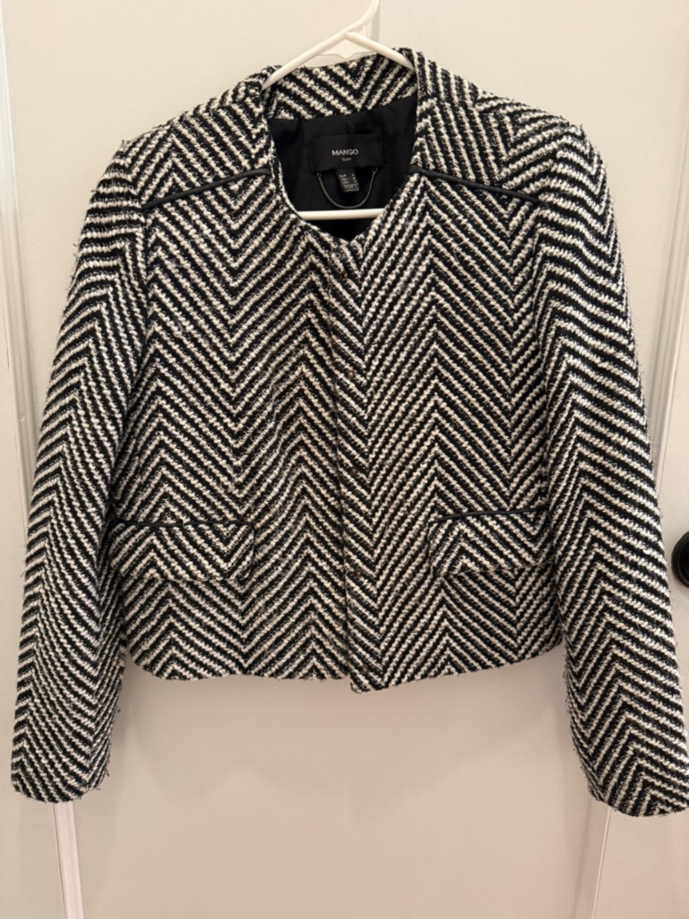 Mango Black and White Chevron Cropped Blazer